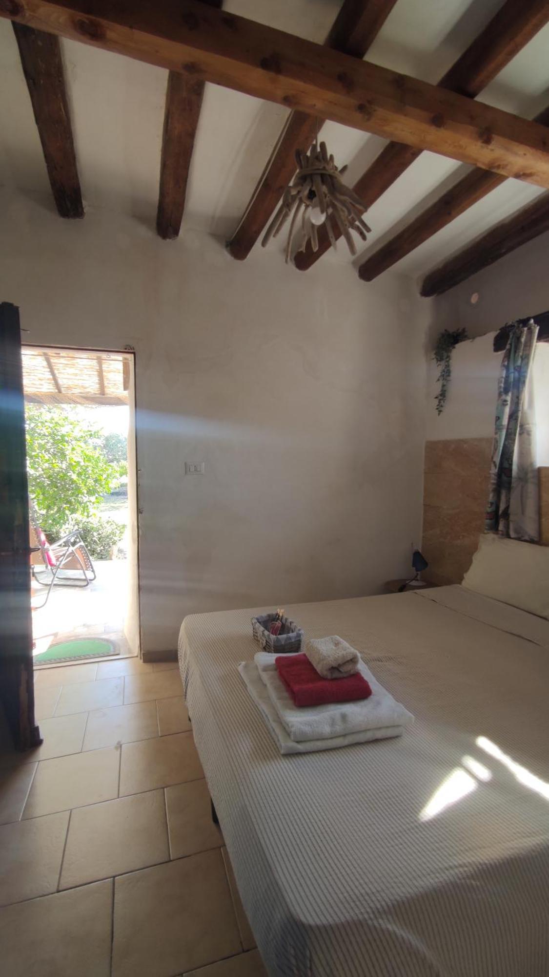 Appartement Sweet Old House à Marsala Chambre photo